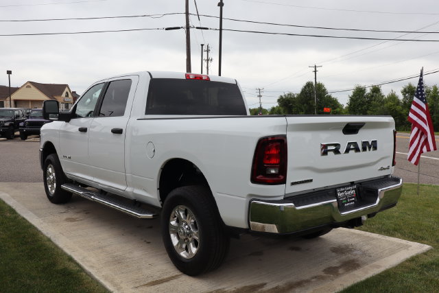 Used 2025 RAM 2500 Big Horn AWD/4WD image 35