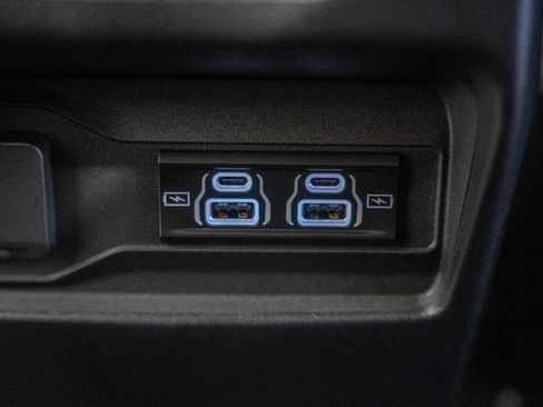 New 2025 Jeep Grand Cherokee Laredo X w/ Luxury Tech Group I image 30