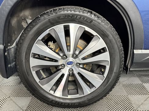 Used 2019 Subaru Ascent Touring w/ Popular Package #3 image 32