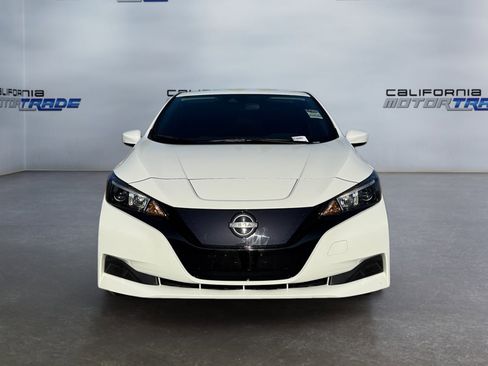 Used 2025 Nissan Leaf S image 2