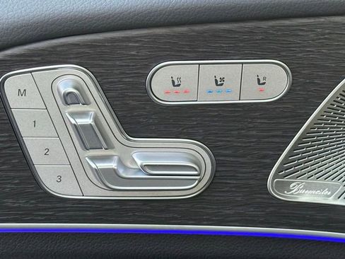 Certified 2025 Mercedes-Benz GLS 450 4MATIC image 27