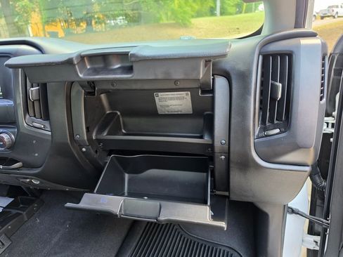 Used 2018 Chevrolet Silverado 1500 Custom w/ Texas Edition AWD/4WD image 43