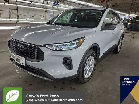 Used 2025 Ford Escape Active image 3