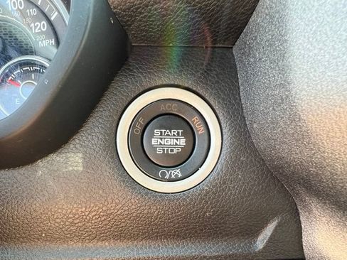 Used 2024 RAM 2500 Tradesman w/ Chrome Appearance Group AWD/4WD image 24