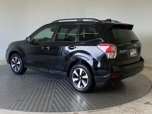 Used 2018 Subaru Forester 2.5i Premium image 3