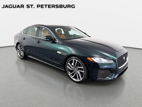 Used 2024 Jaguar XF R-Dynamic SE AWD/4WD image 3
