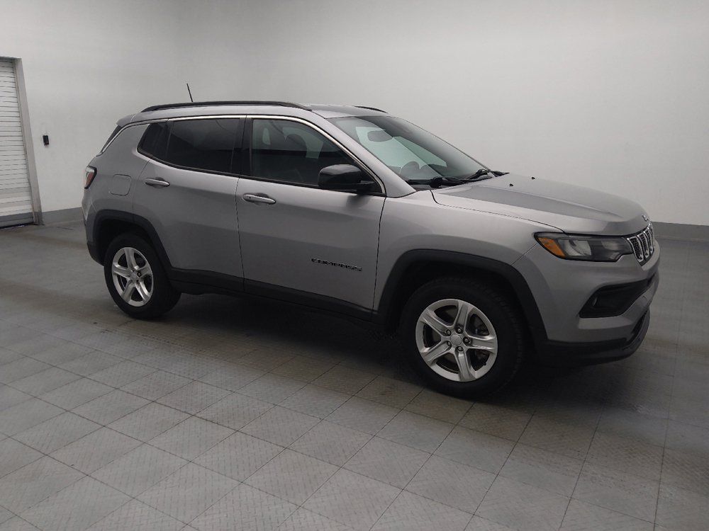 Used 2023 Jeep Compass Latitude AWD/4WD image 11