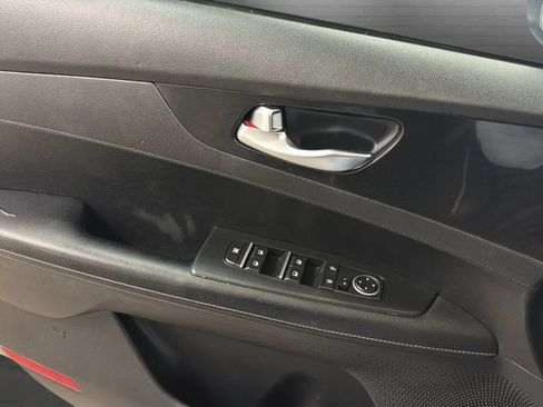 Used 2023 Kia Forte GT-Line FWD image 17