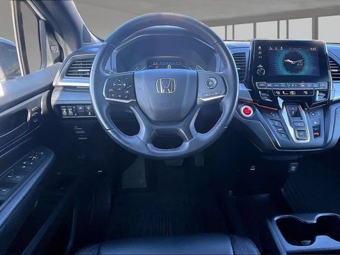 Used 2024 Honda Odyssey Sport image 5