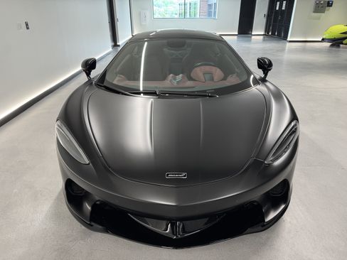 Used 2023 McLaren GT RWD image 9