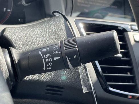 Used 2017 Honda Accord Sport Special Edition image 21