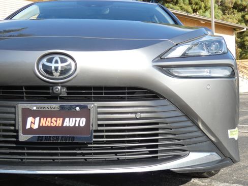 Used 2023 Toyota Mirai image 16