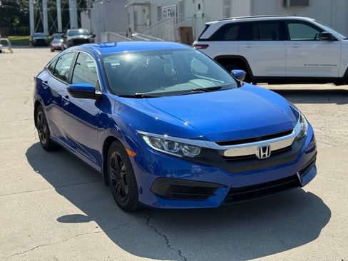 Used 2017 Honda Civic LX image 4