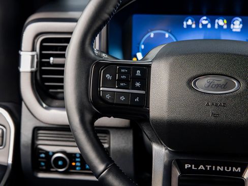 Used 2026 Ford F250 Platinum AWD/4WD image 41