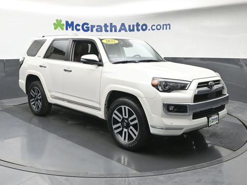 Used 2022 Toyota 4Runner Limited AWD/4WD image 2