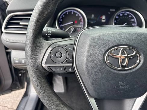 Used 2022 Toyota Camry LE AWD/4WD image 12