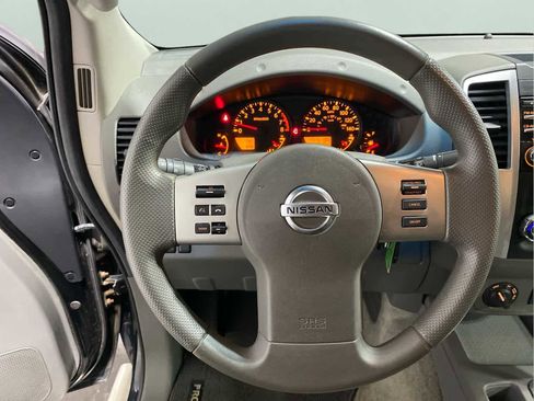 Used 2013 Nissan Frontier SV w/ SV Value Truck Pkg image 13