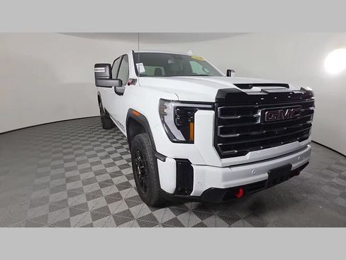 Used 2025 GMC Sierra 2500 AT4 AWD/4WD image 53