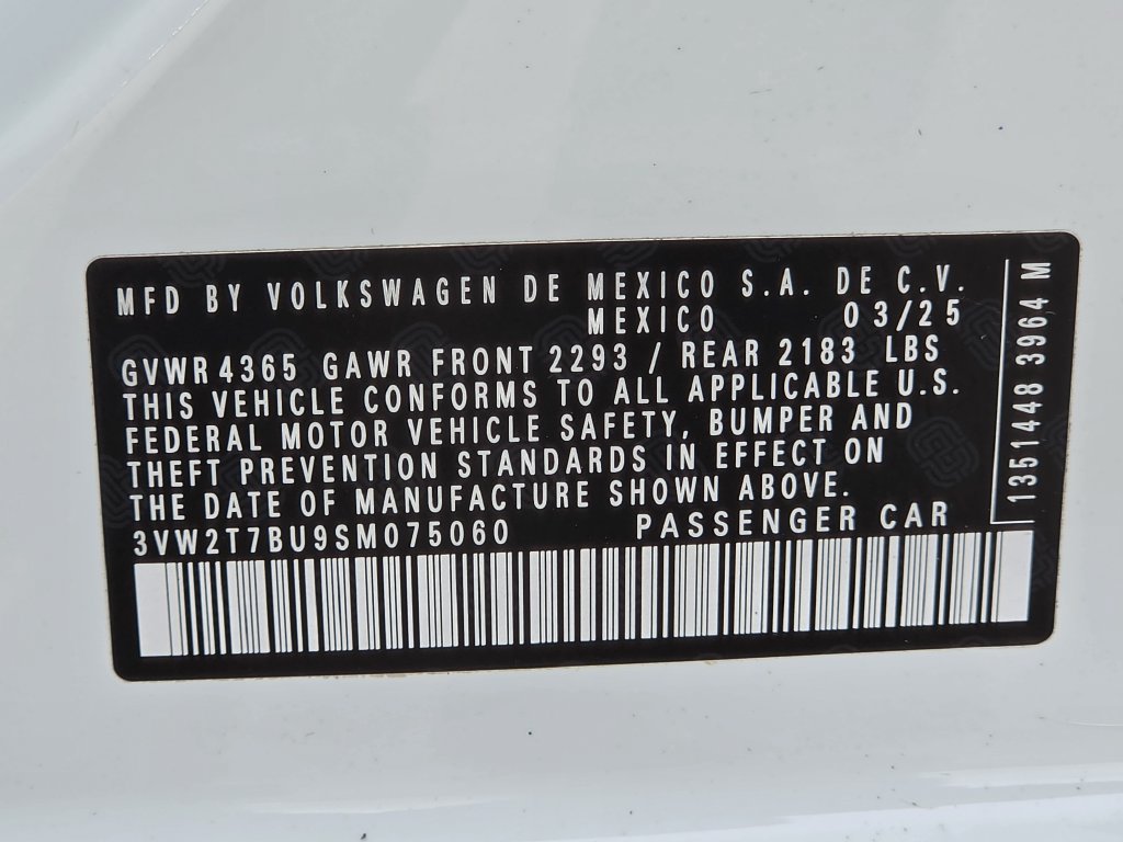 Used 2025 Volkswagen Jetta GLI Autobahn FWD image 32