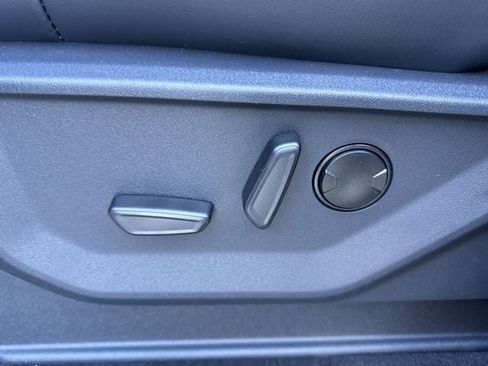 New 2025 Ford Expedition Max Platinum w/ Stealth Appearance Package image 12