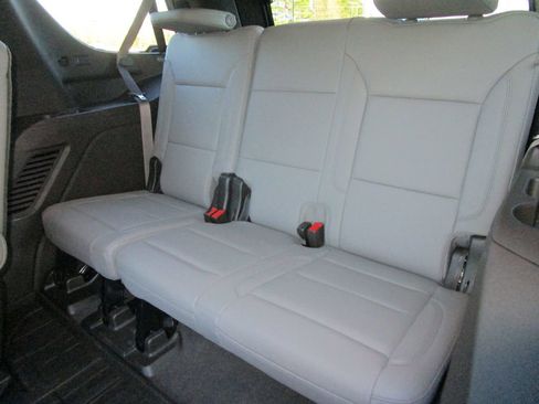 Used 2021 Chevrolet Tahoe LT image 16