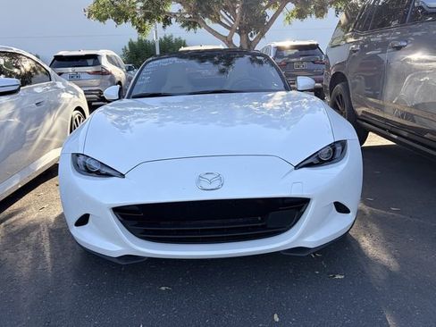 Used 2024 MAZDA MX-5 Miata Grand Touring w/ Weather Package RWD image 2