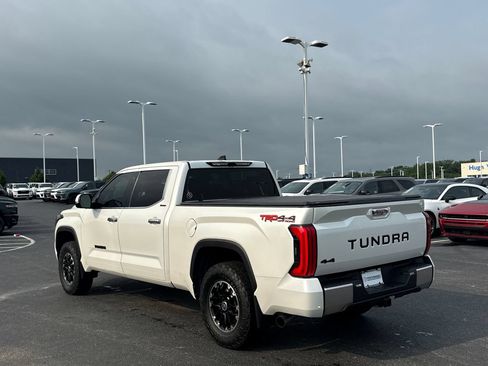 Used 2023 Toyota Tundra Limited AWD/4WD image 5