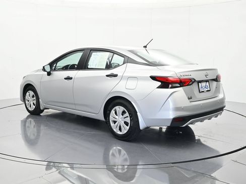 Used 2025 Nissan Versa S FWD image 7