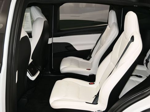 Used 2023 Tesla Model X Plaid AWD/4WD image 42