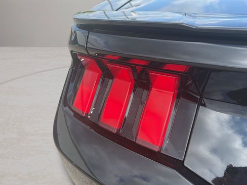 Used 2026 Ford Mustang GT RWD image 40