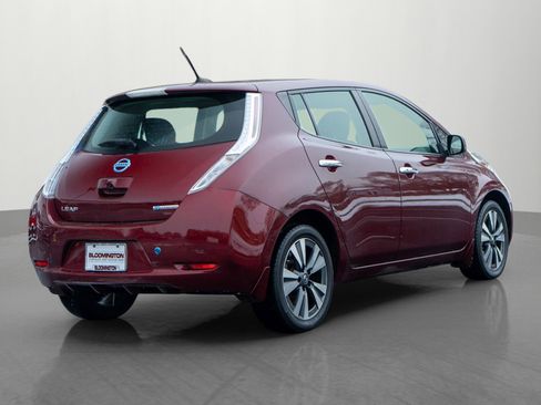 Used 2016 Nissan Leaf SV image 7
