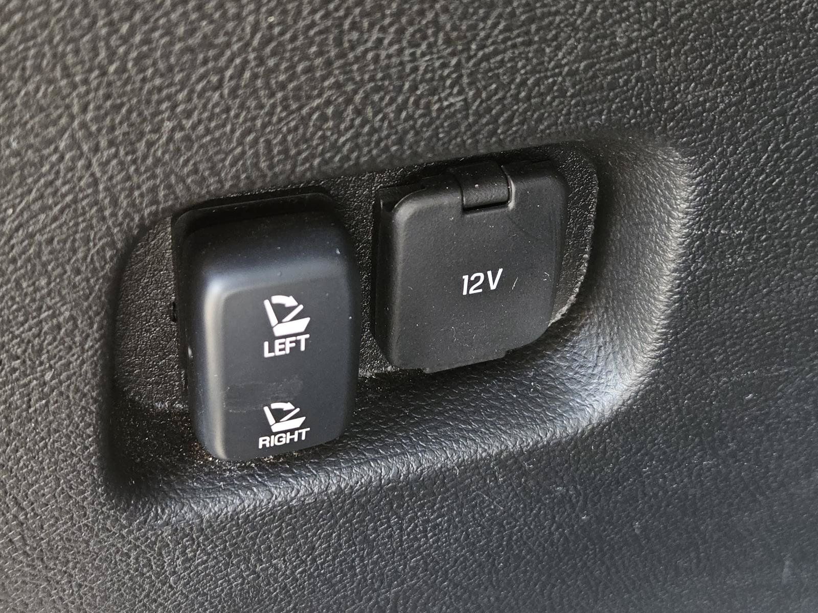 Used 2024 Ford Edge SEL AWD/4WD image 11