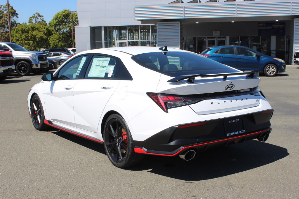 New 2026 Hyundai Elantra N FWD image 9