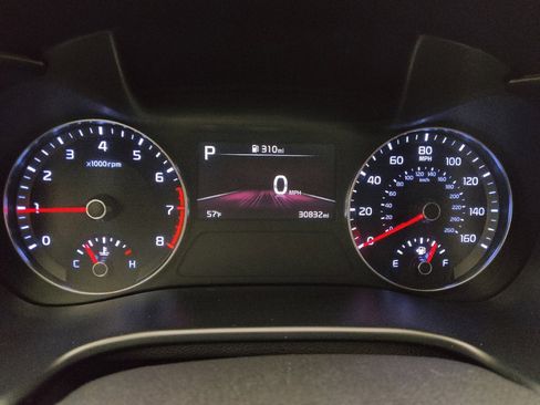 Used 2024 Kia Forte LXS image 23