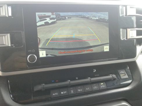 Used 2026 Toyota Tundra SR5 AWD/4WD image 18