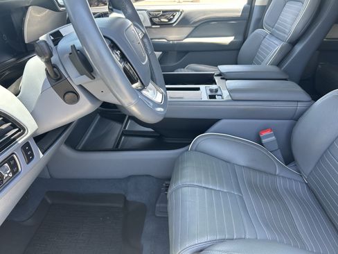Used 2022 Lincoln Navigator Black Label AWD/4WD image 28