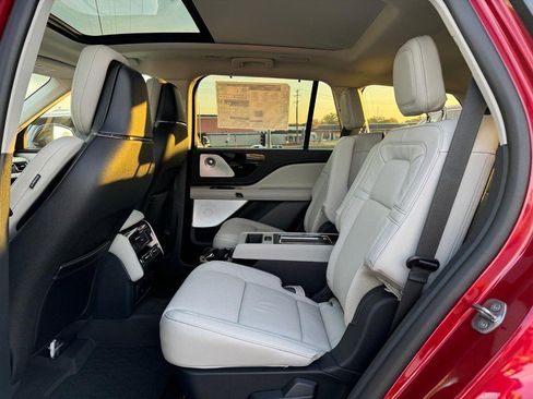 New 2025 Lincoln Aviator Reserve w/ Equipment Group 201A AWD/4WD image 10