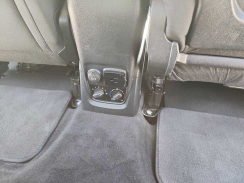 Used 2021 Ford Transit Connect XL FWD image 35