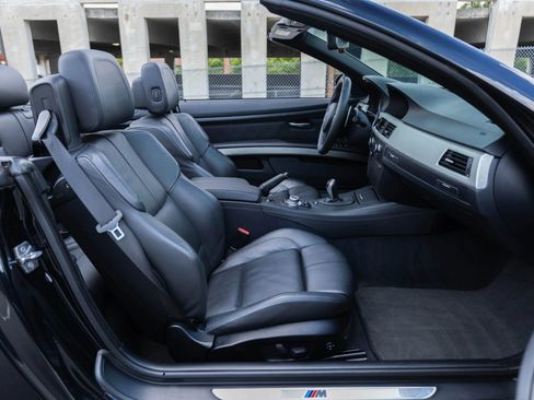 Used 2010 BMW M3 Convertible RWD image 26