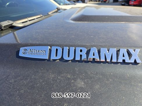 Used 2019 GMC Sierra 2500 Denali w/ Duramax Plus Package image 2