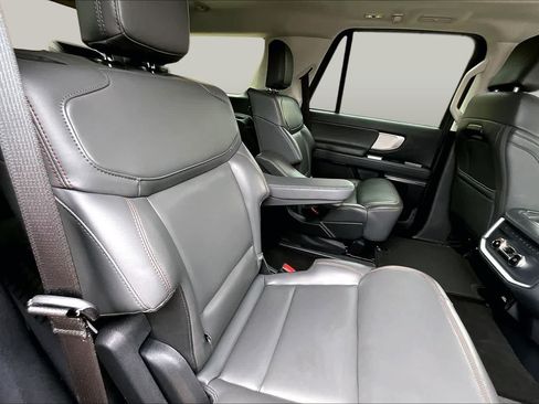 Used 2025 Ford Expedition Active RWD image 20