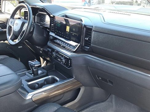 Used 2024 Chevrolet Silverado 1500 LT Trail Boss w/ Convenience Package II image 25