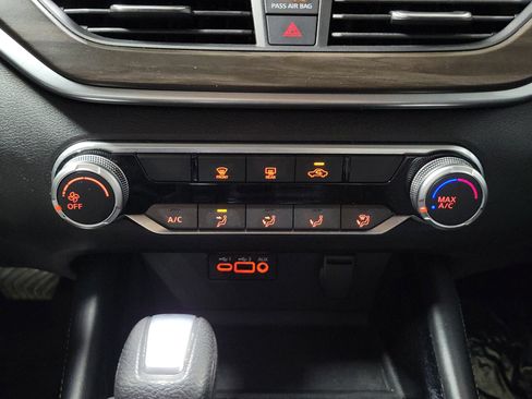 Used 2023 Nissan Altima 2.5 SV image 31