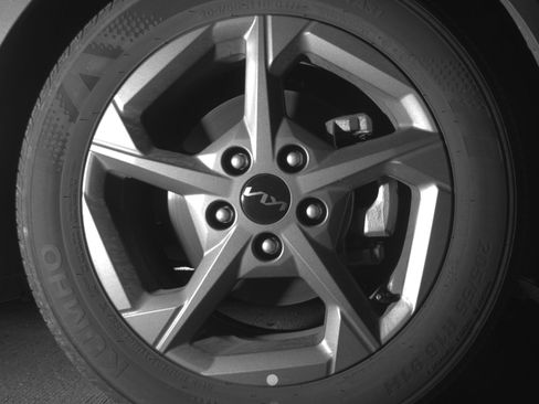 Used 2025 Kia K4 FWD image 13