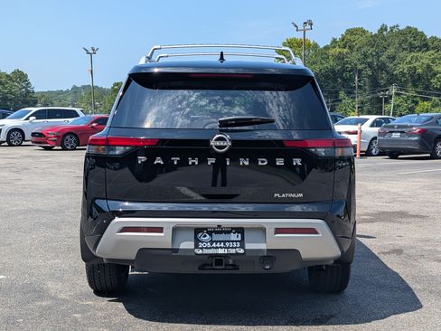 Used 2025 Nissan Pathfinder Platinum w/ Cargo Package FWD image 8