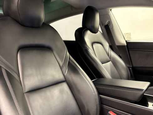 Used 2020 Tesla Model 3 Standard Range Plus image 30