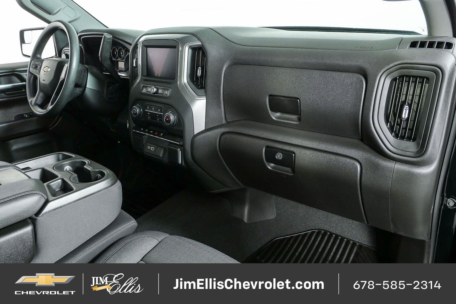 Used 2024 Chevrolet Silverado 1500 Custom w/ Turbomax Blackout Package AWD/4WD image 20