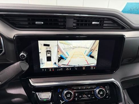 Used 2025 GMC Sierra 2500 Denali w/ Denali Reserve Package image 28