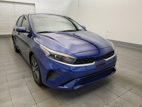 Used 2023 Kia Forte LXS w/ LXS Technology Package FWD image 13