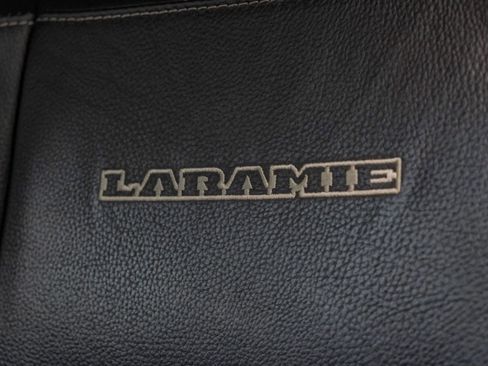 Used 2020 RAM 2500 Laramie w/ Night Edition image 32